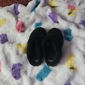 UGG Women's Black Fuzzy Slippers